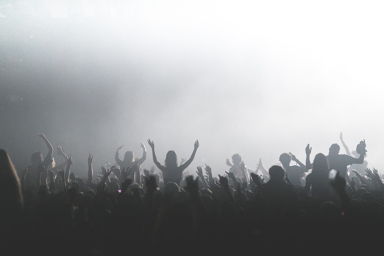 Managing Crowd Safety During Emergencies